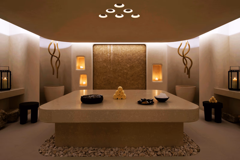 csm_0_TheAlpina_Tagungshotel_Gstaad_SixSensesSpa_Titelbild_1920x1080-1_18da150481.gif