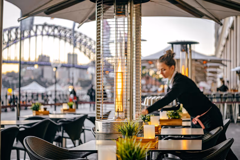 Eastbank Café • Bar • Pizzeria