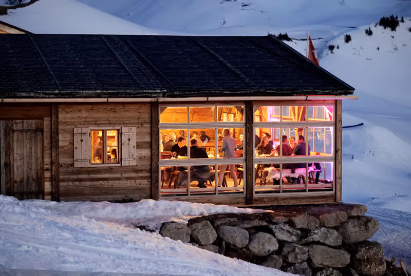 Berghotel Hahnenmoospass AG