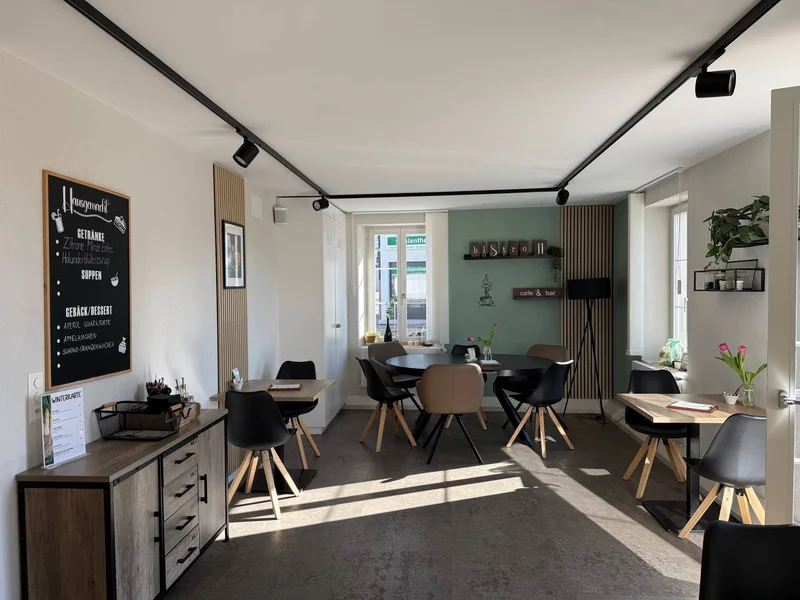 Bistro 11