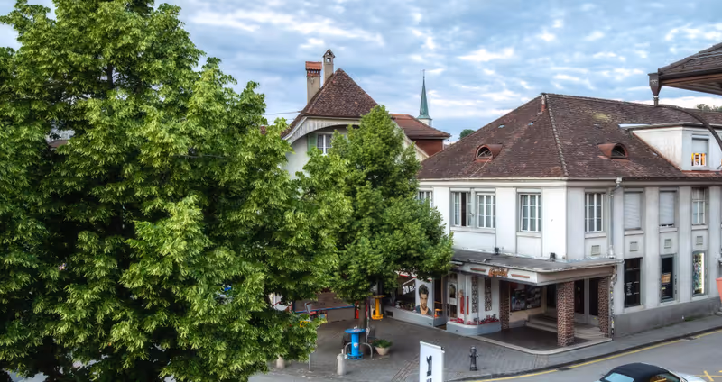 Aussenansicht des OldCapitol in Langenthal mit Eingang